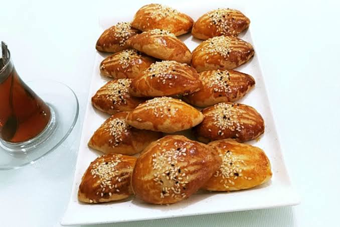 Sosyete mini poğaça ( peynirli, zeytinli, kaşarlı, patatesli